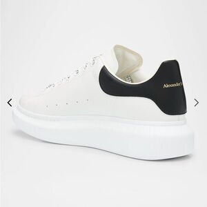 Alexander McQueen Men’s Oversized Sneaker